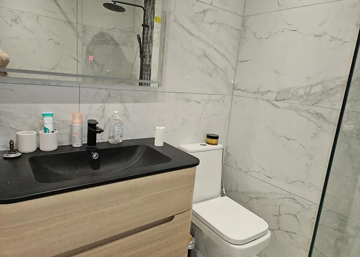 Appartement Cap D'antibes Port Aubernon 3p Vue Piscine Antibes